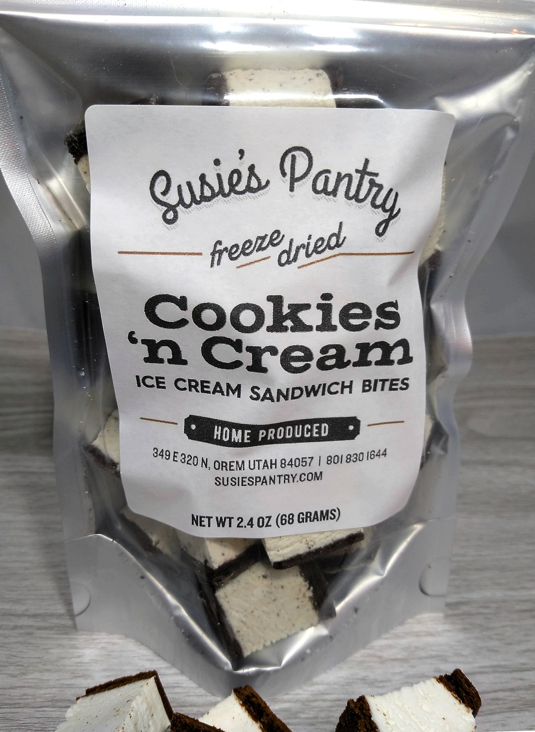 Freeze Dried Ice Cream Bites - Cookies & Cream Ice Cream Sandwich