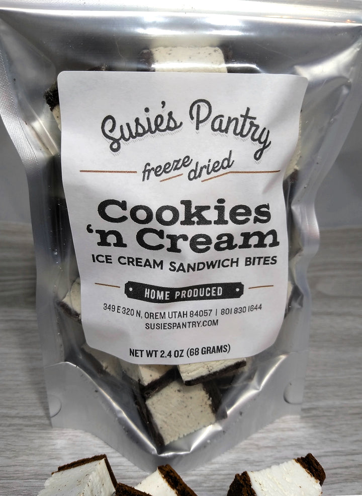 Freeze Dried Ice Cream Bites - Cookies & Cream Ice Cream Sandwich